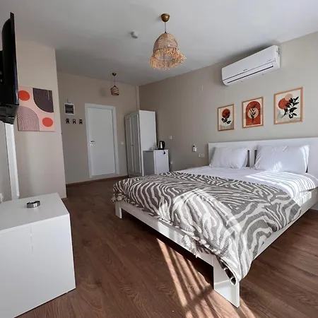 Bisuite Urla Apartment Kuscular
