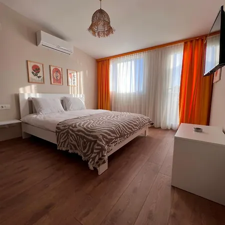 Daire Bisuite Urla Kuşçular