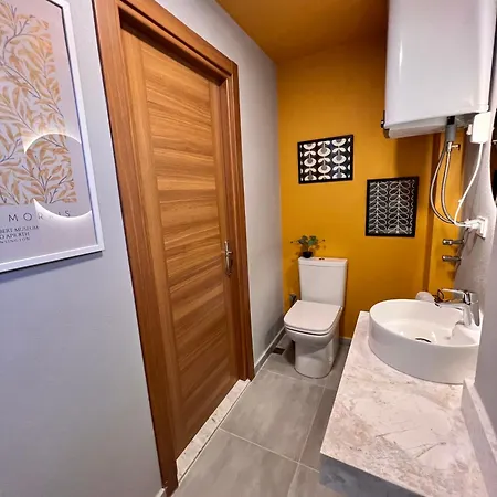 Bisuite Urla Kuşçular