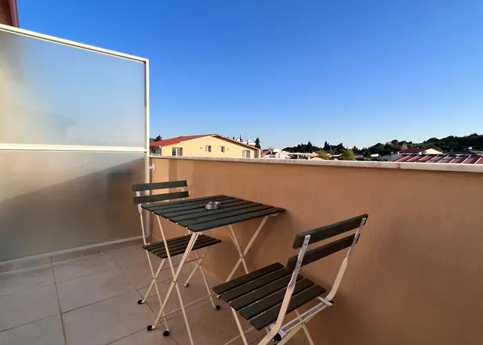 Bisuite Urla Kuscular