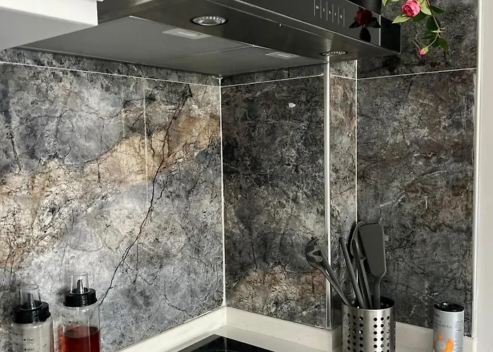 Bisuite Urla Kuscular