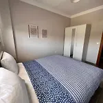 Apartamento Bisuite Urla Kuscular