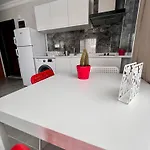 Bisuite Urla * Kuscular
